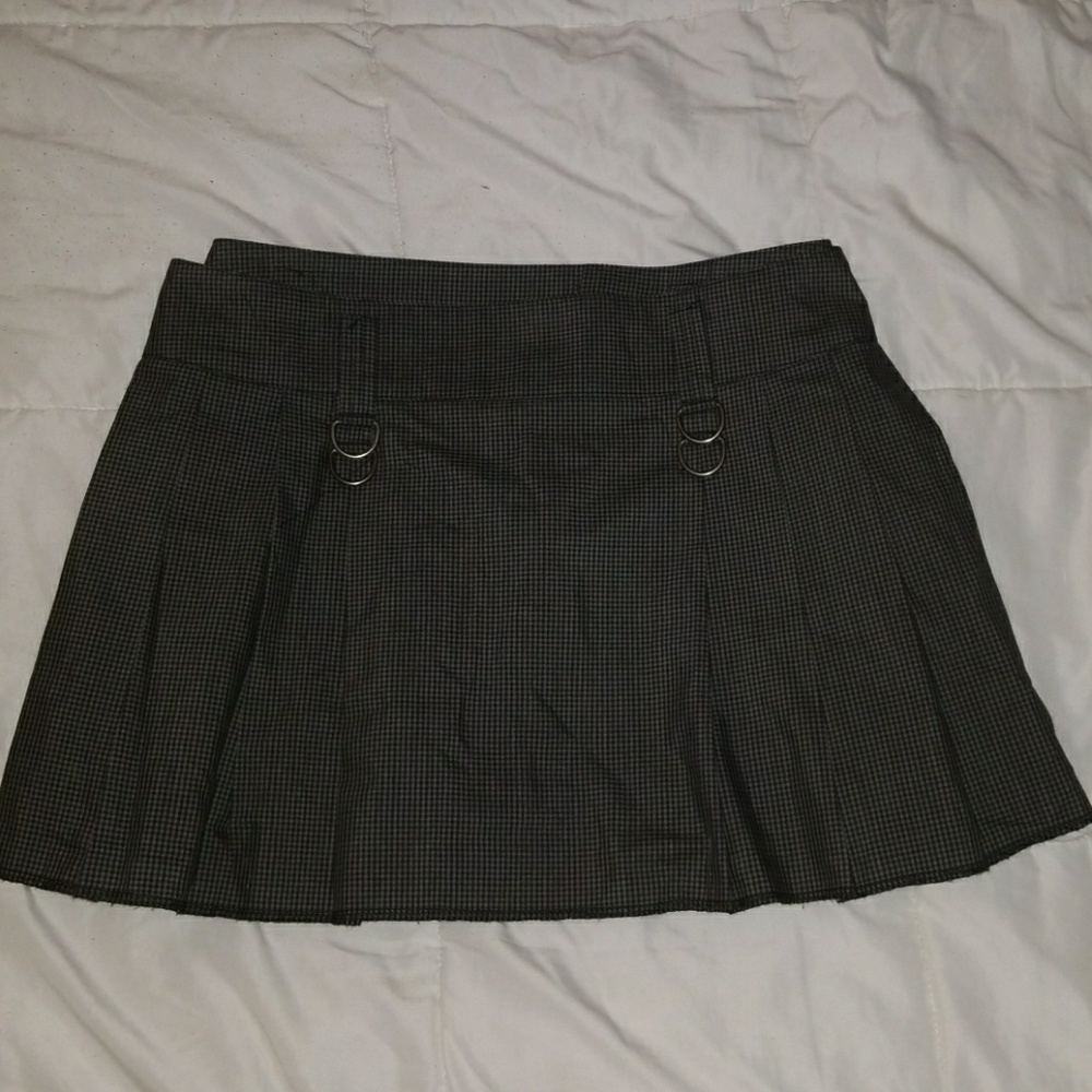 Plad skirt w pleat type.. black and grey #1